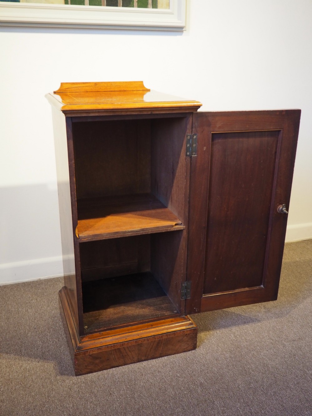 Victorian figured Walnut bedside cupboard View IV