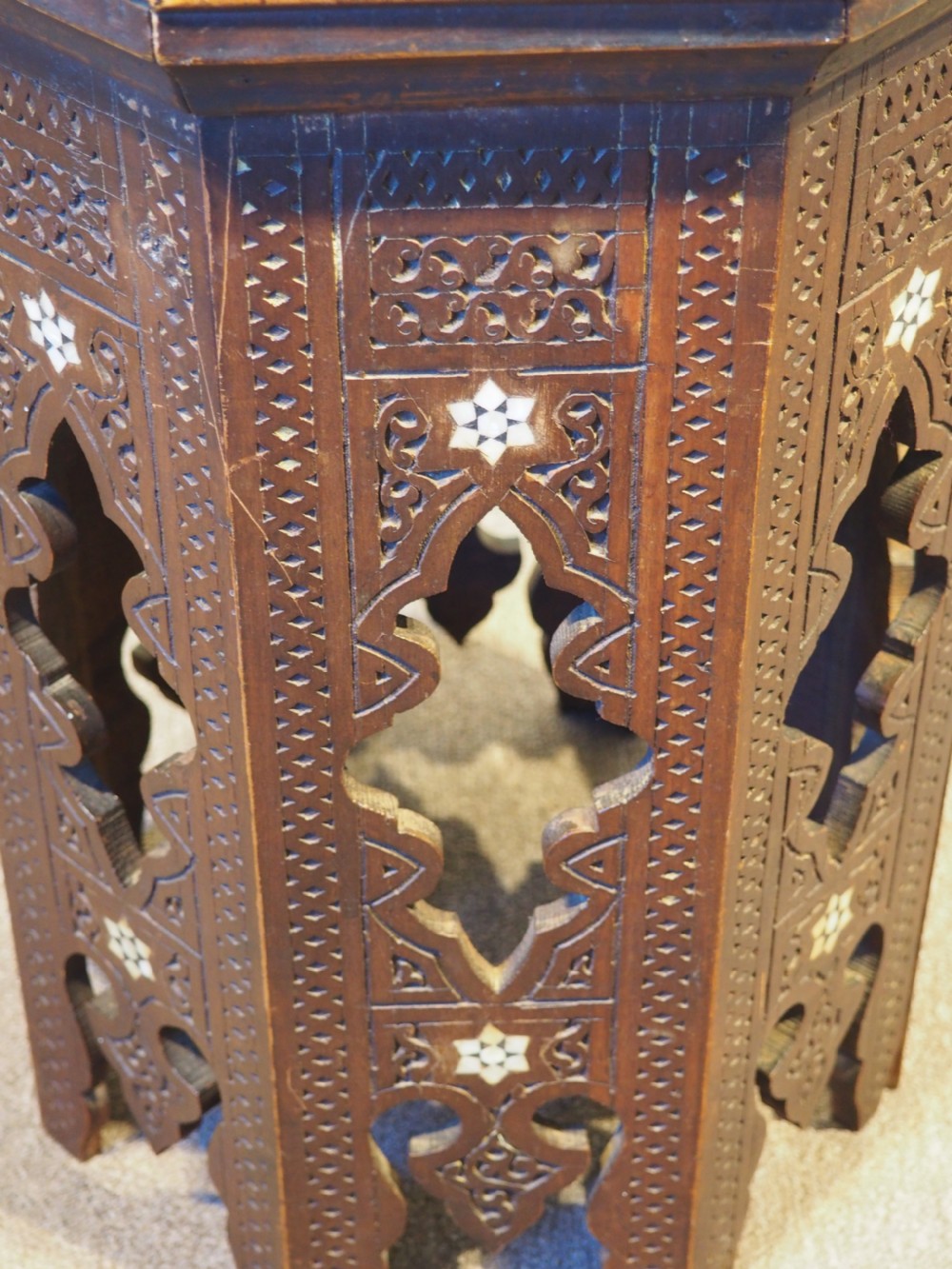Small Middle Eastern table View V