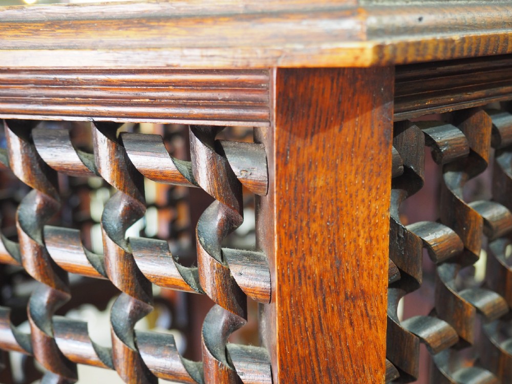 Liberty's style Oak table View VII
