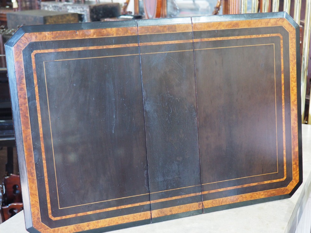 Small Aesthetic Sutherland table View III