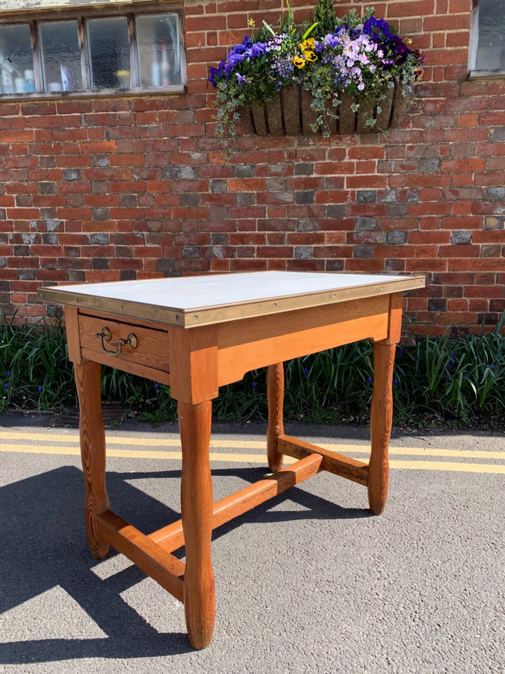 Pitch Pine preparation table 