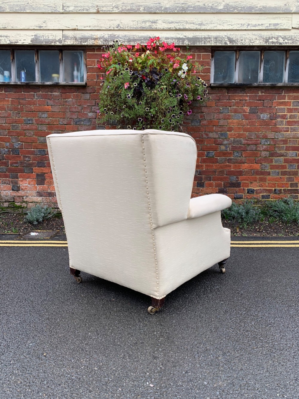 Large winged armchair  View V