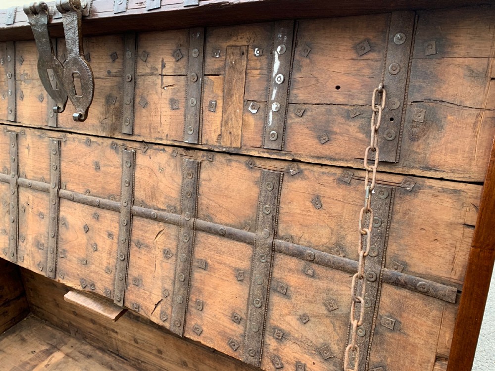 Large Nineteenth century Indian teak trunk  View XIV