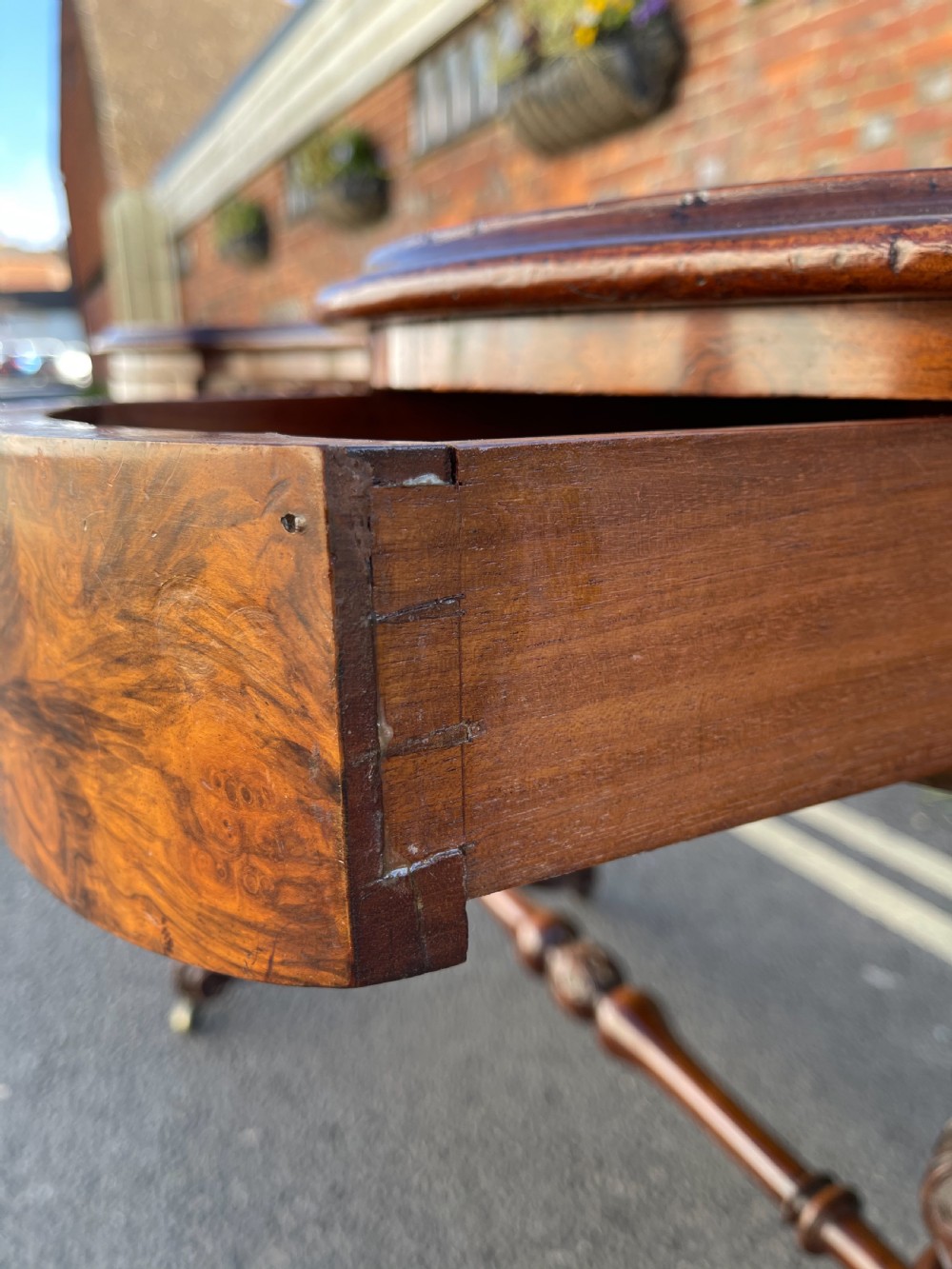 Victorian walnut kidney shaped desk  View IX