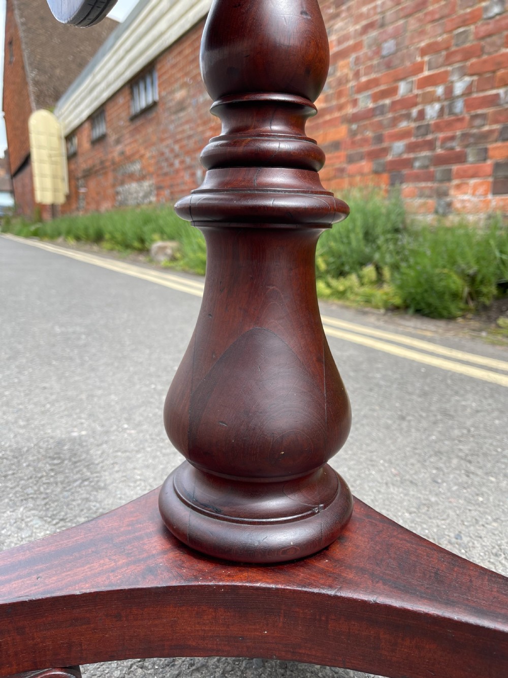 Small William IV period Mahogany table  View III