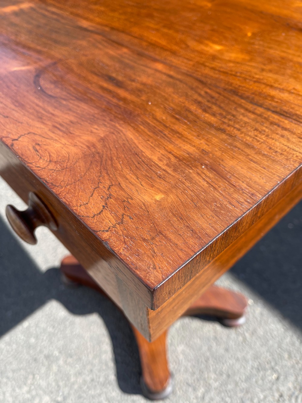 Nineteenth century rosewood pedestal table  View IV