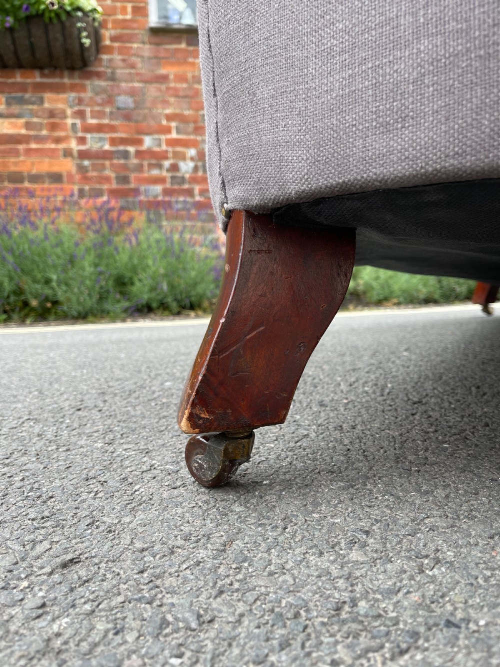 Victorian Chesterfield  View VIII