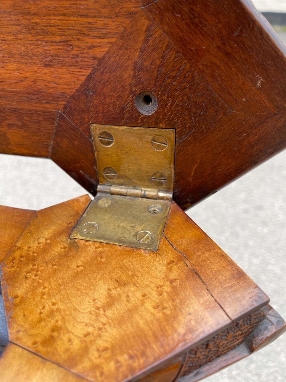 Fine large scale Victorian cellarette View XI