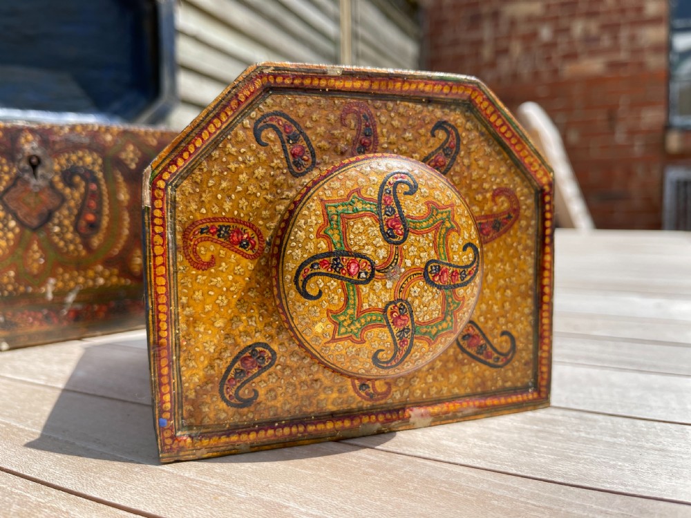 Kashmiri papier-mache tea caddy  View VI