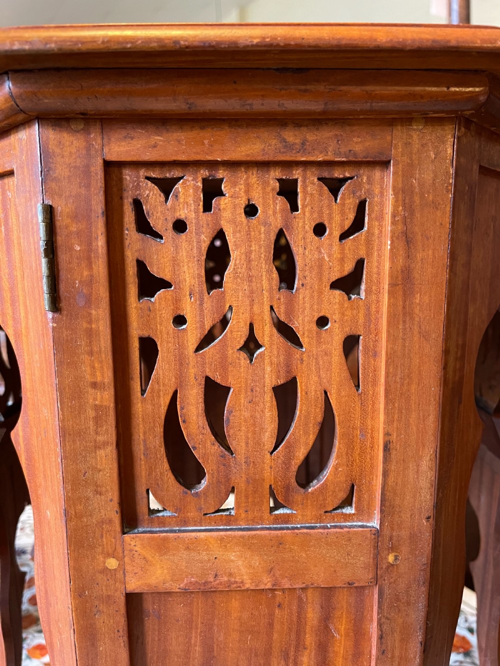 Two ceylonese tables  View III