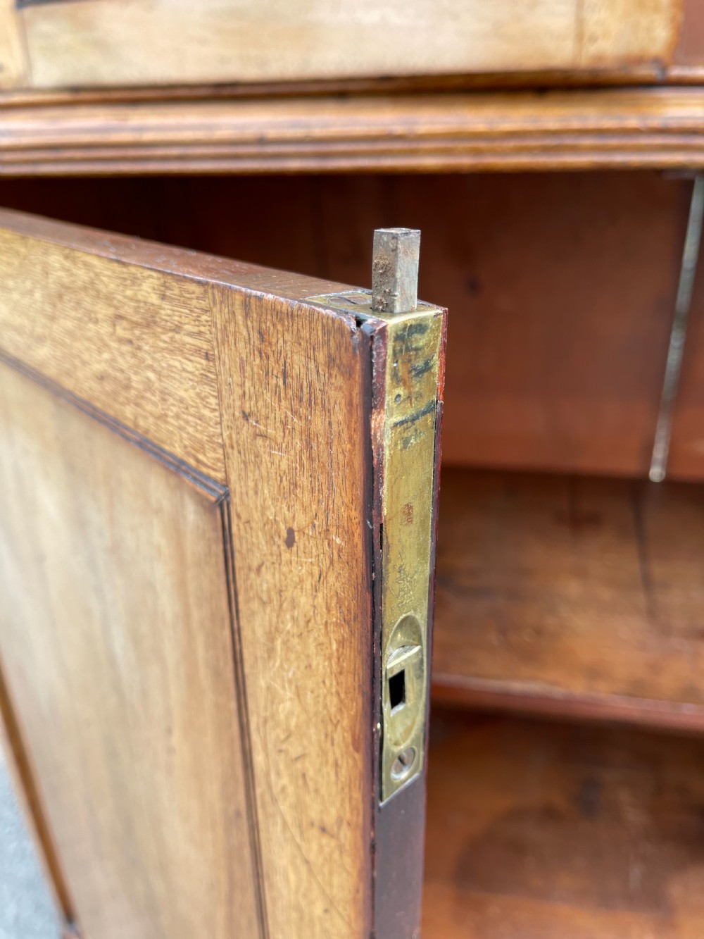 Georgian Mahogany cupboard  View VI