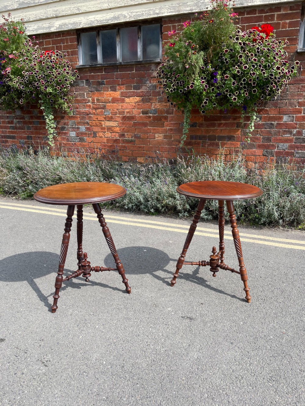Pair of aesthetically influenced tables 