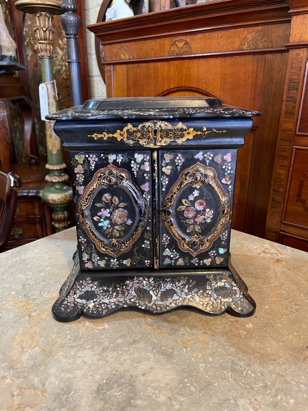 Victorian papier-mache jewellery cabinet 
