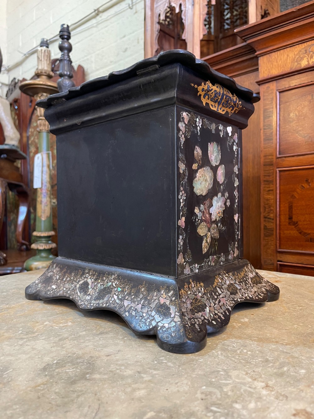 Victorian papier-mache jewellery cabinet  View VIII