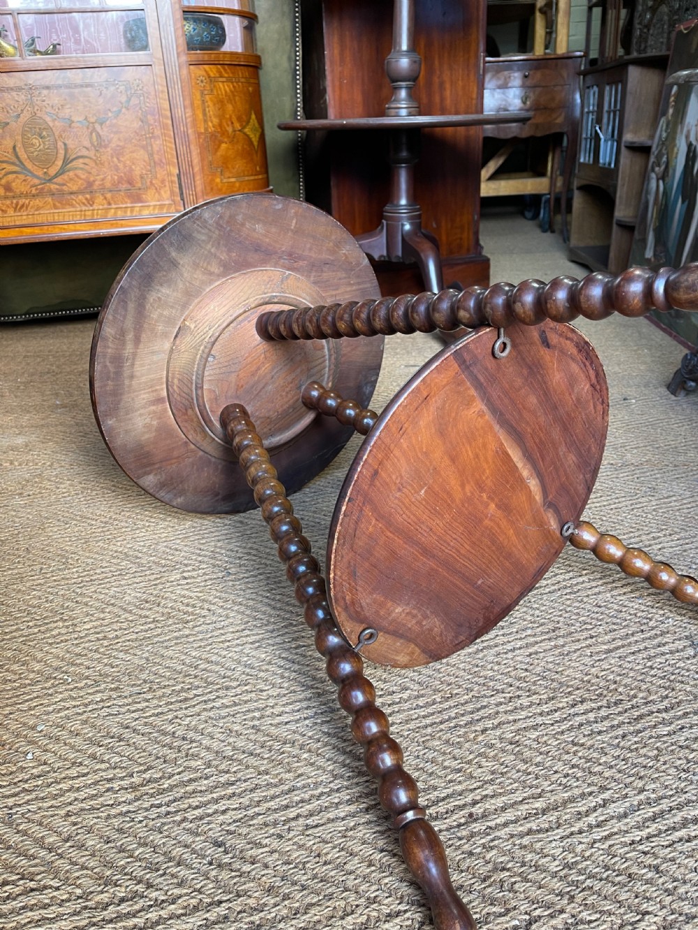 Olivewood table View V