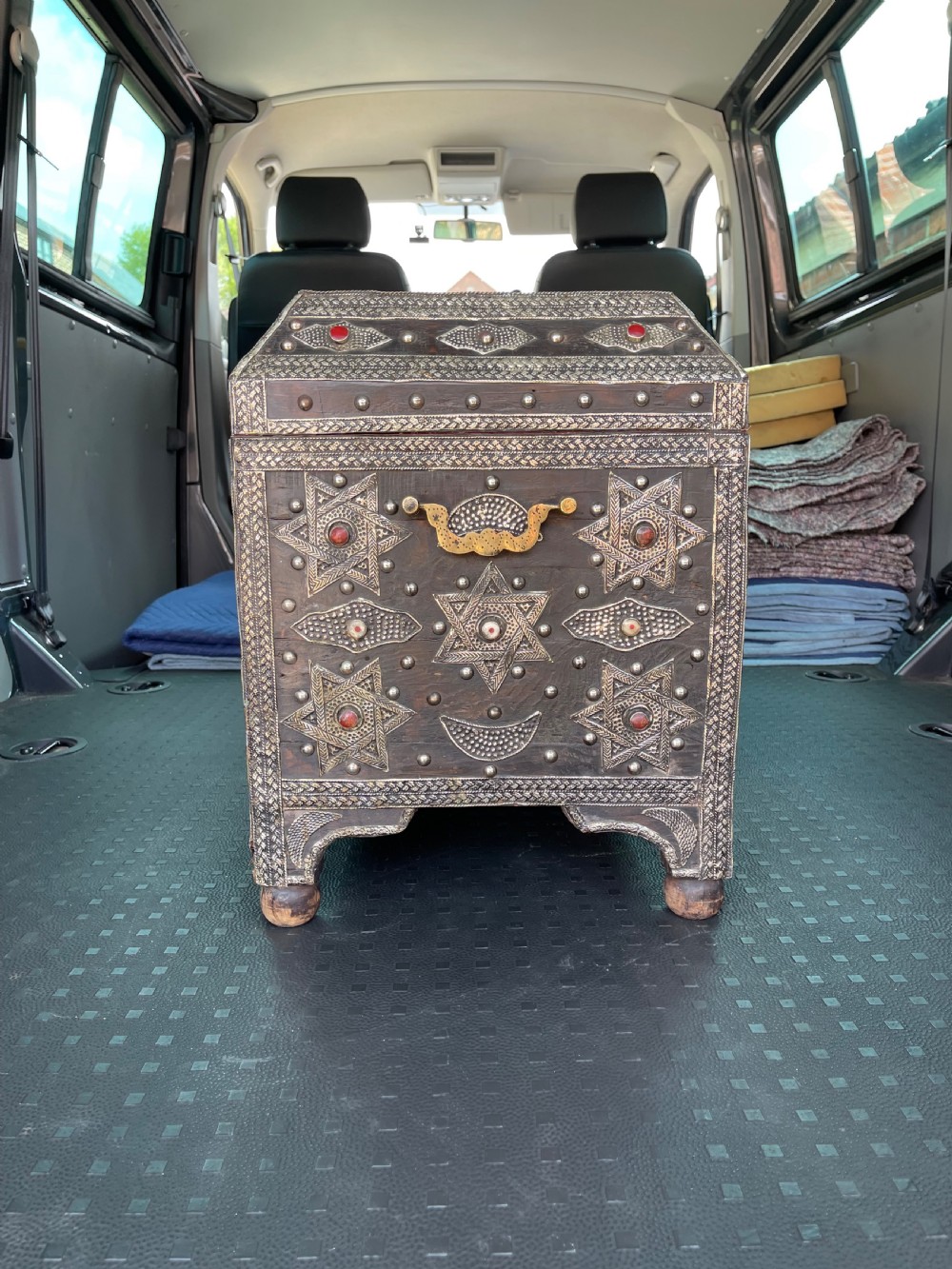 North African chest View IV