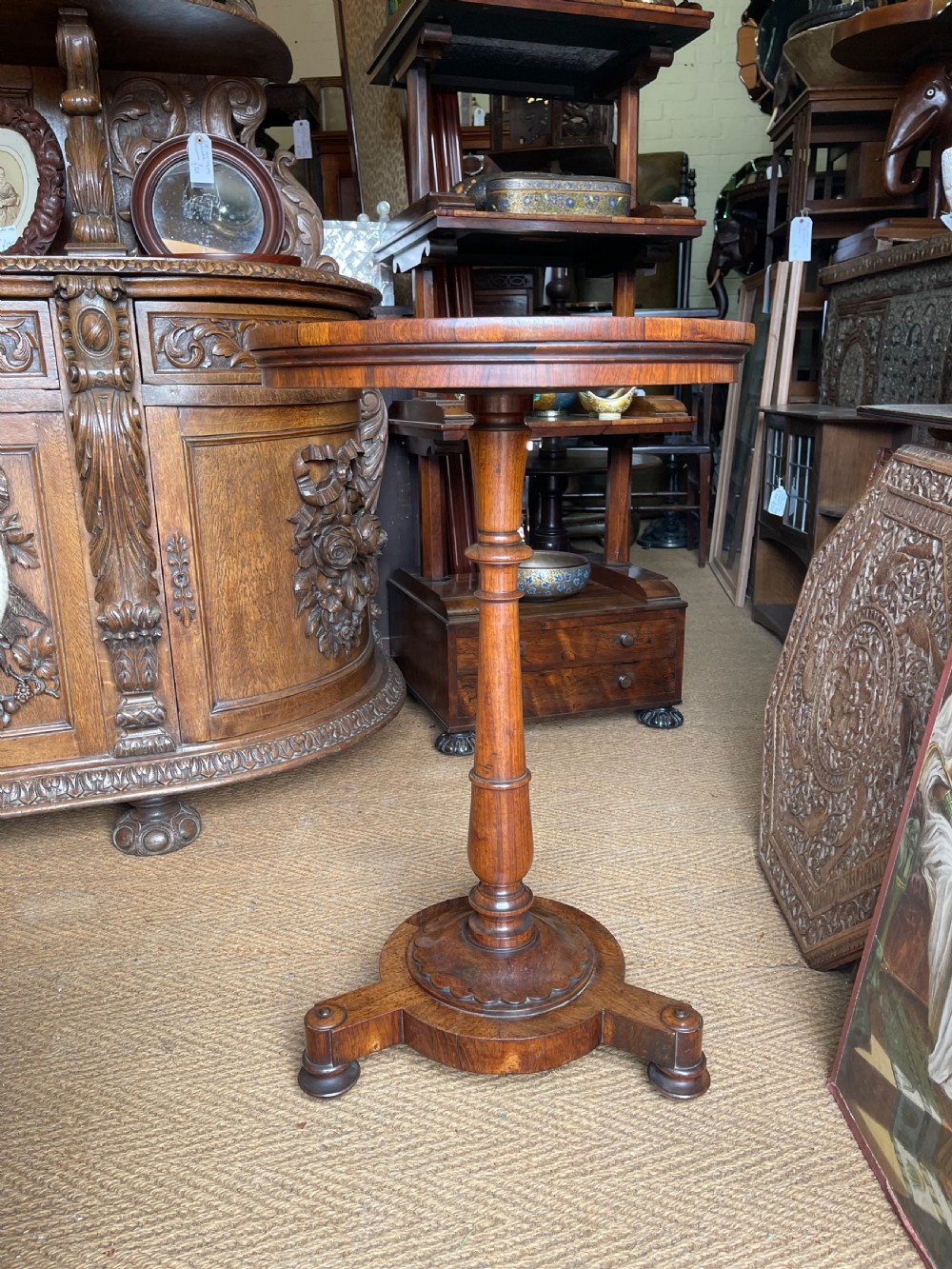 Nineteenth century Rosewood pedestal table  View IV