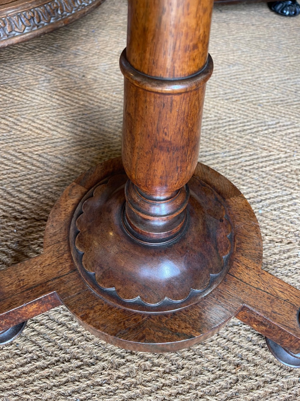 Nineteenth century Rosewood pedestal table  View VII