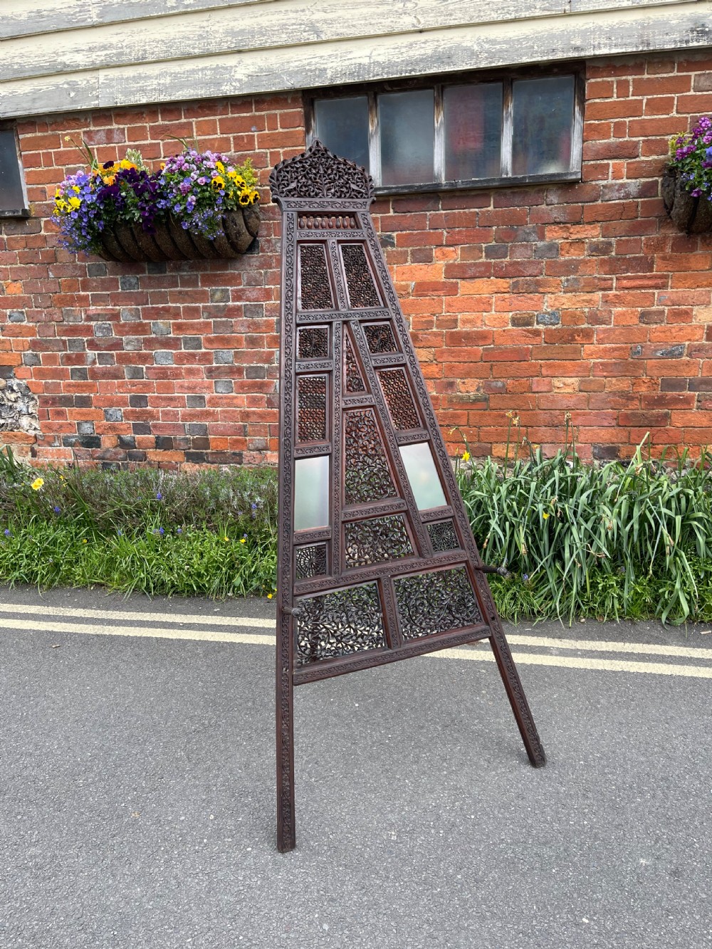 Nineteenth century North Indian easel 