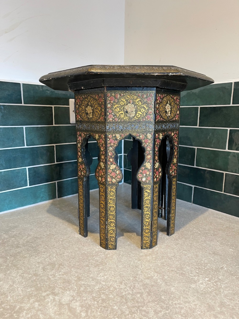 Kashmiri table 