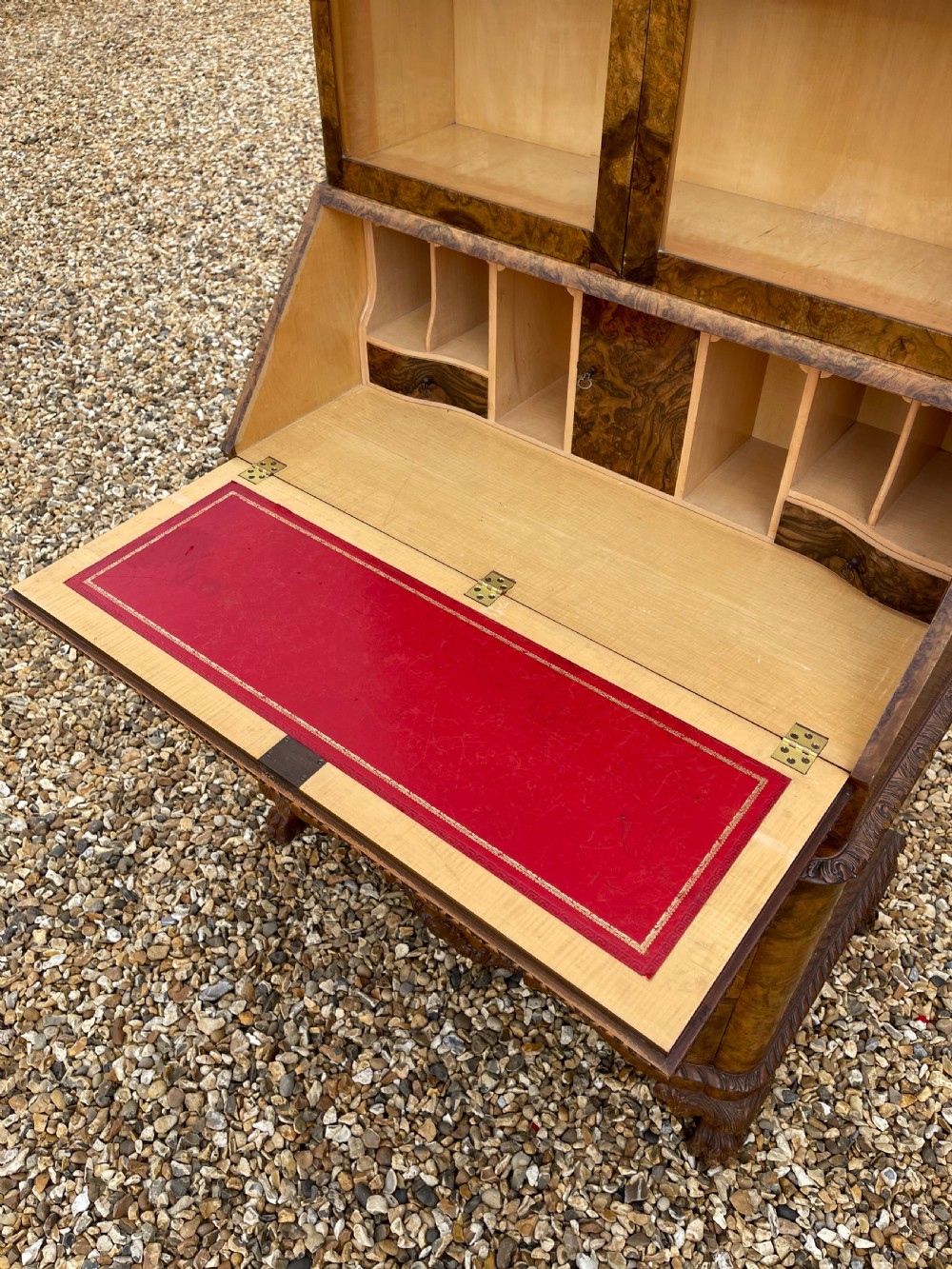 Figured and burr walnut bureau bookcase  View VII