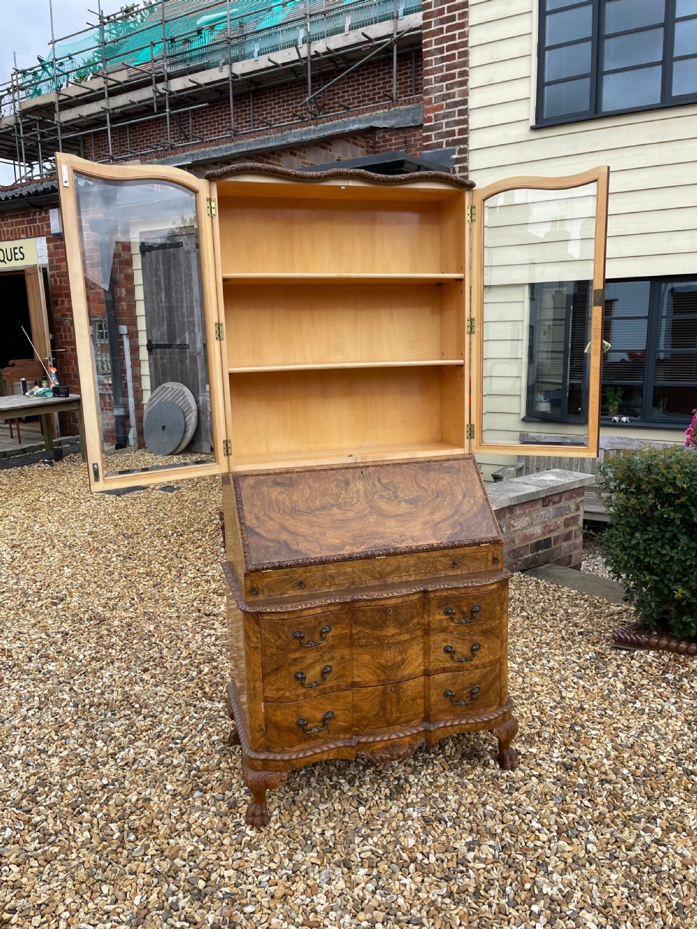 Figured and burr walnut bureau bookcase  View IX