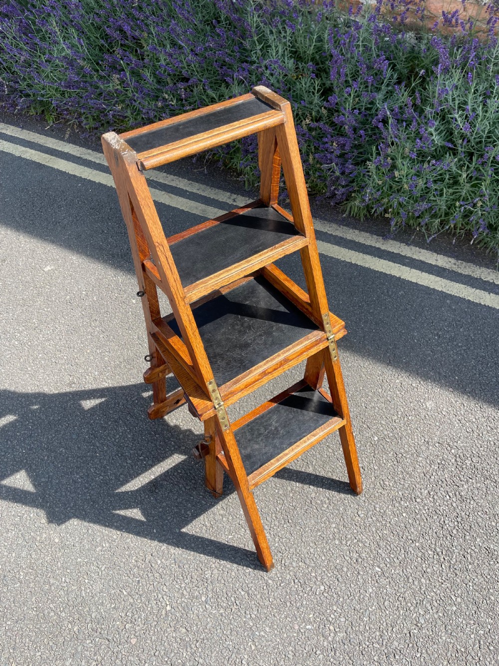 Oak metamorphic chair  View IX