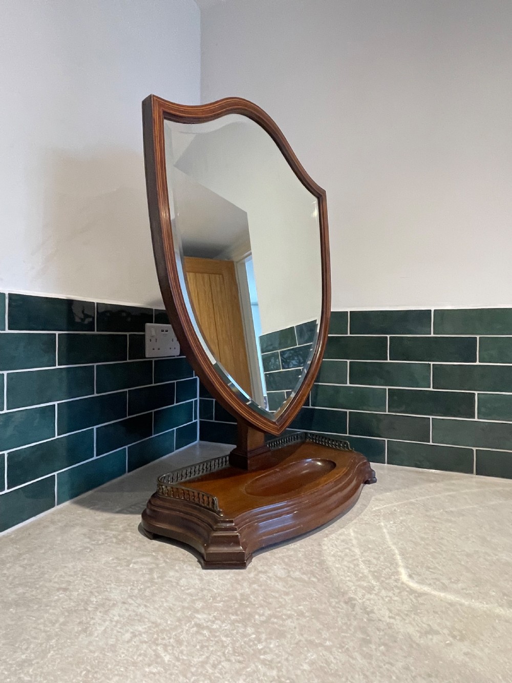 Large late Victorian dressing mirror  View VII