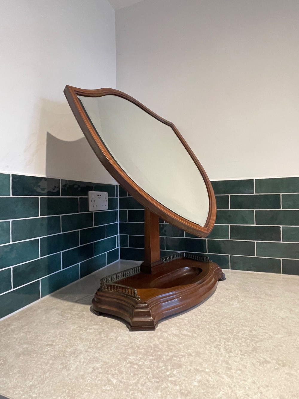 Large late Victorian dressing mirror  View IX