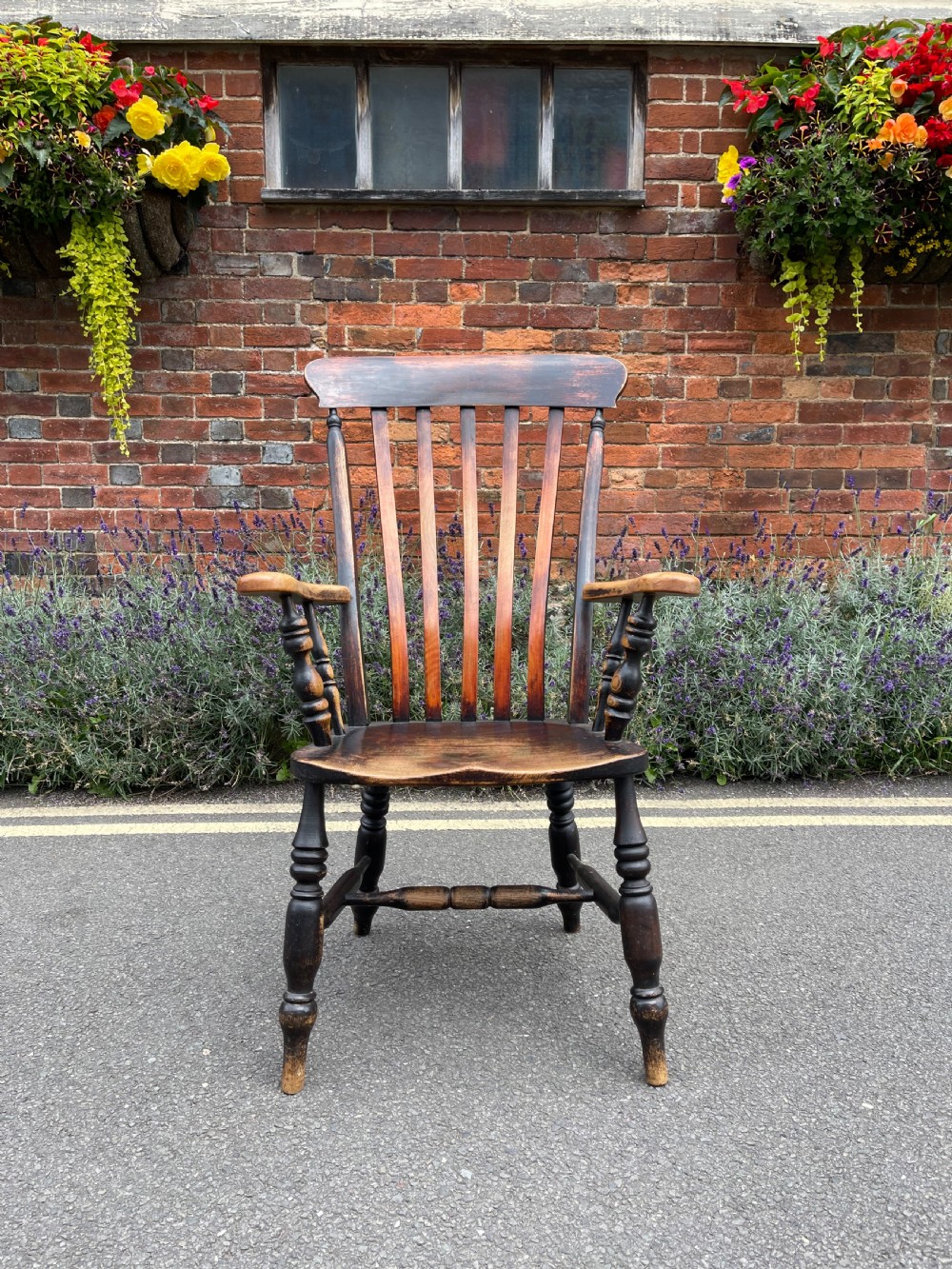 Nineteenth century Windsor armchair 