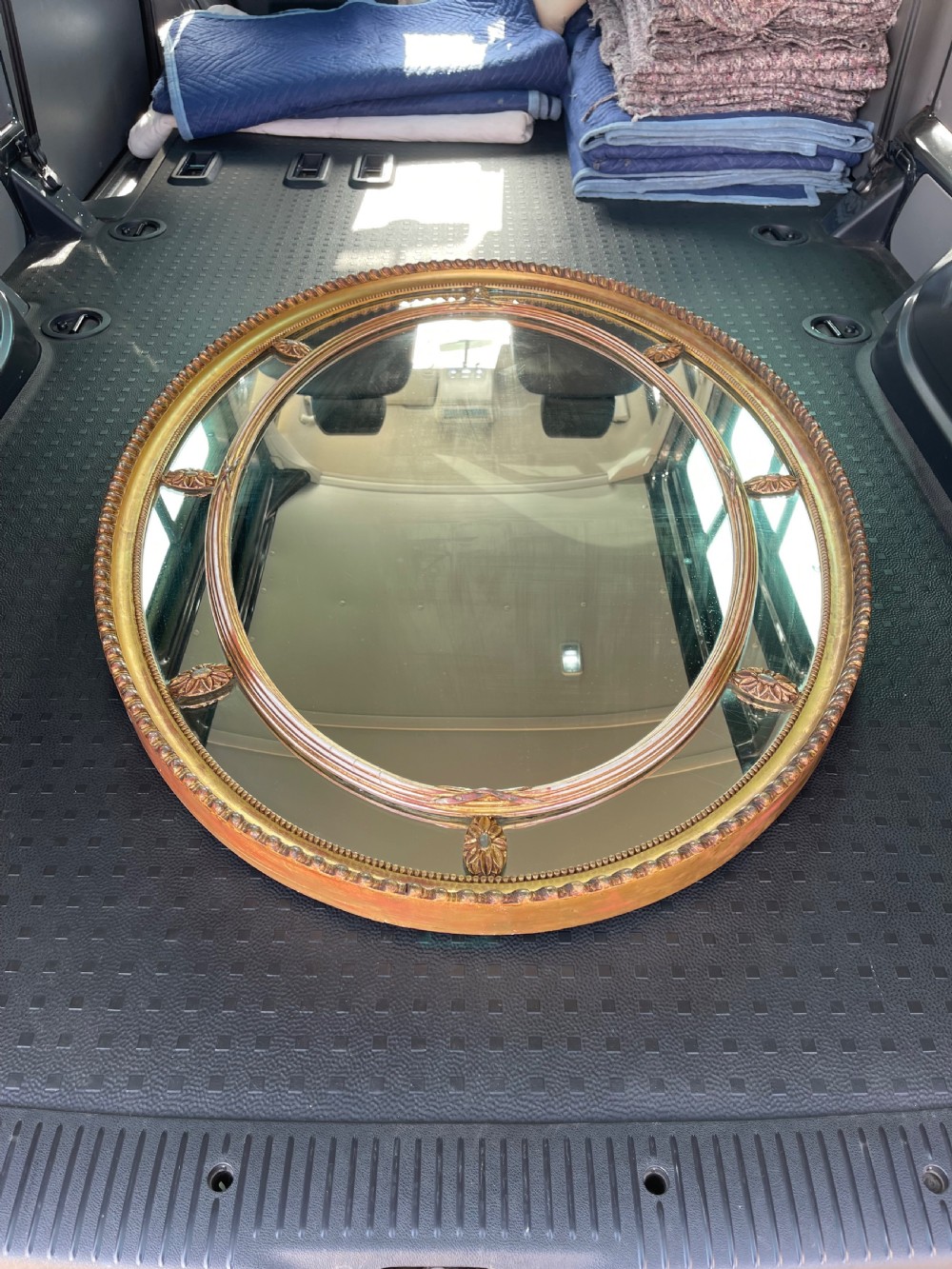 Large margin mirror  View VII