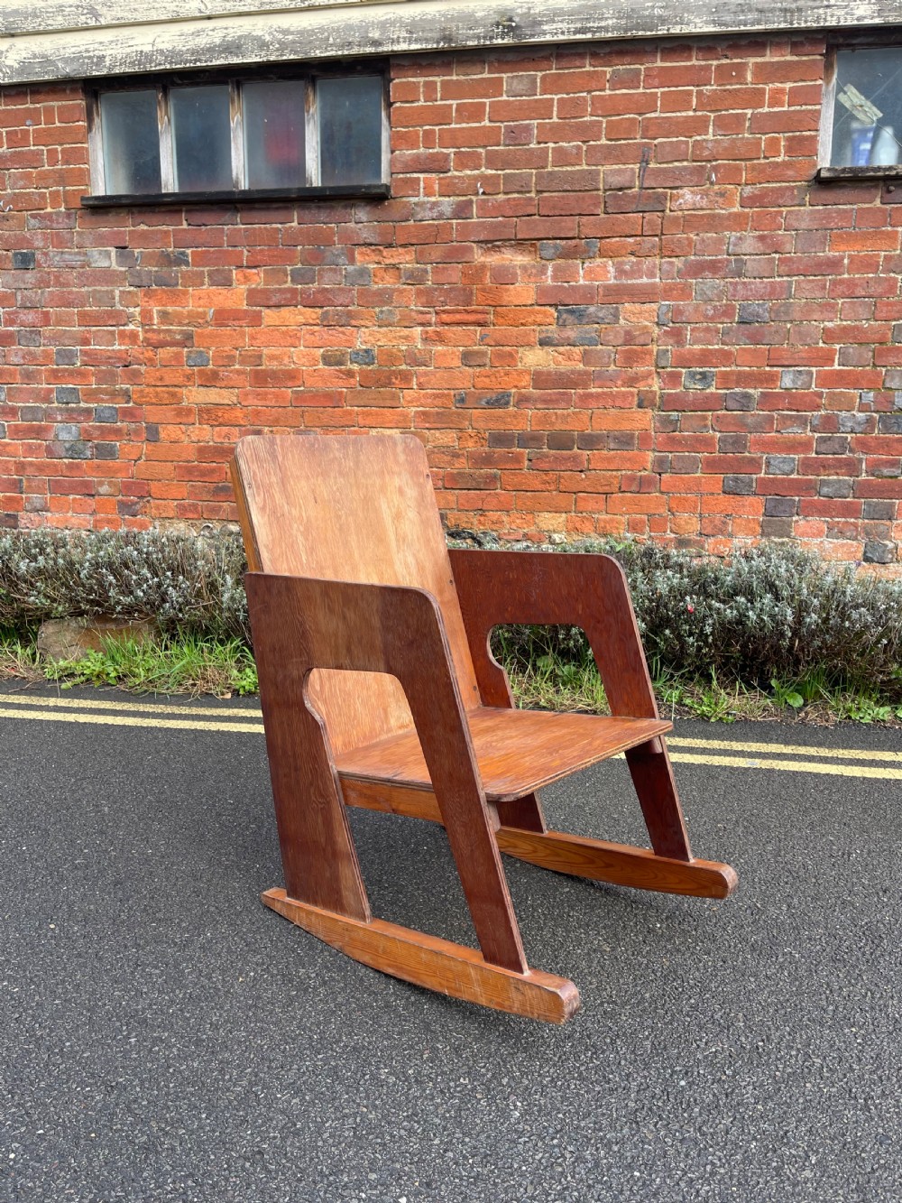 Plywood rocking chair 