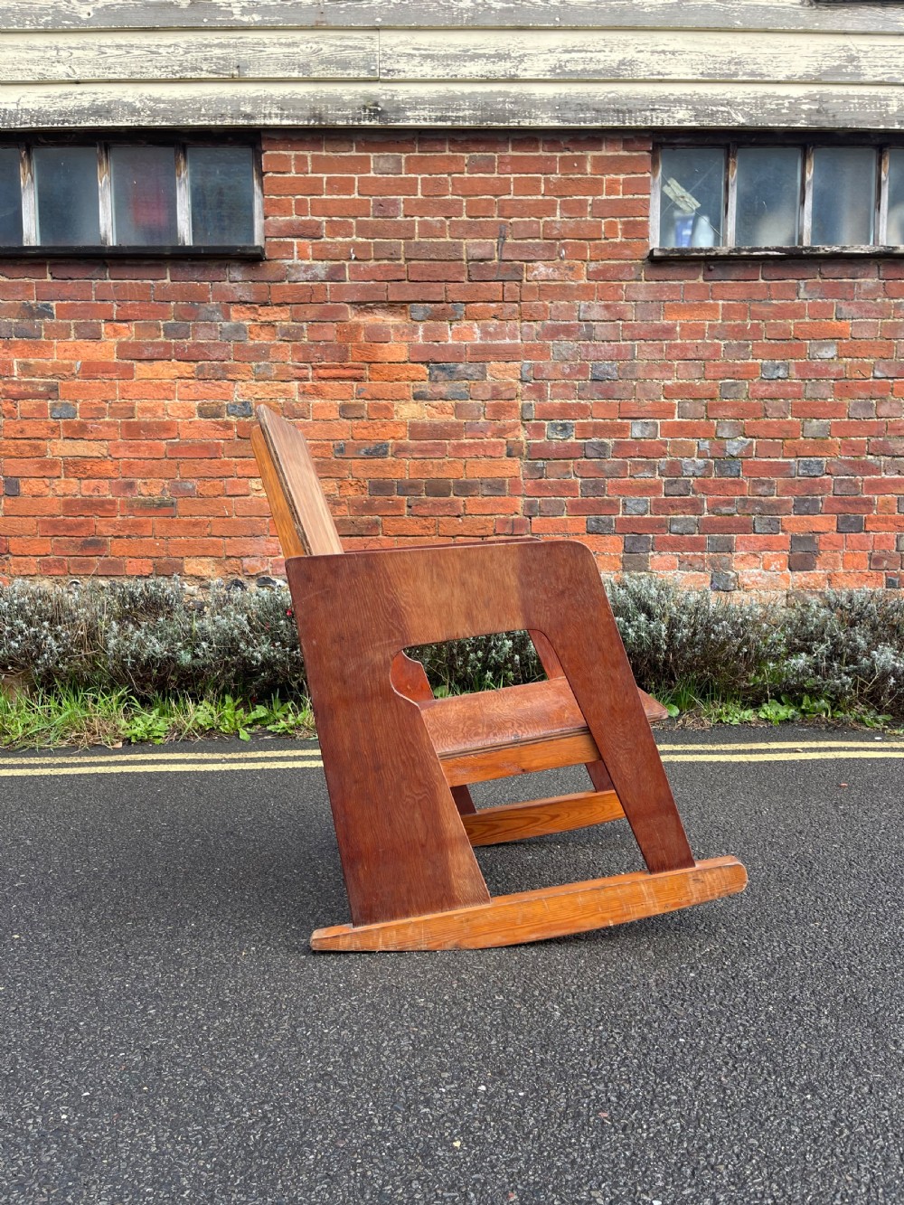 Plywood rocking chair  View II