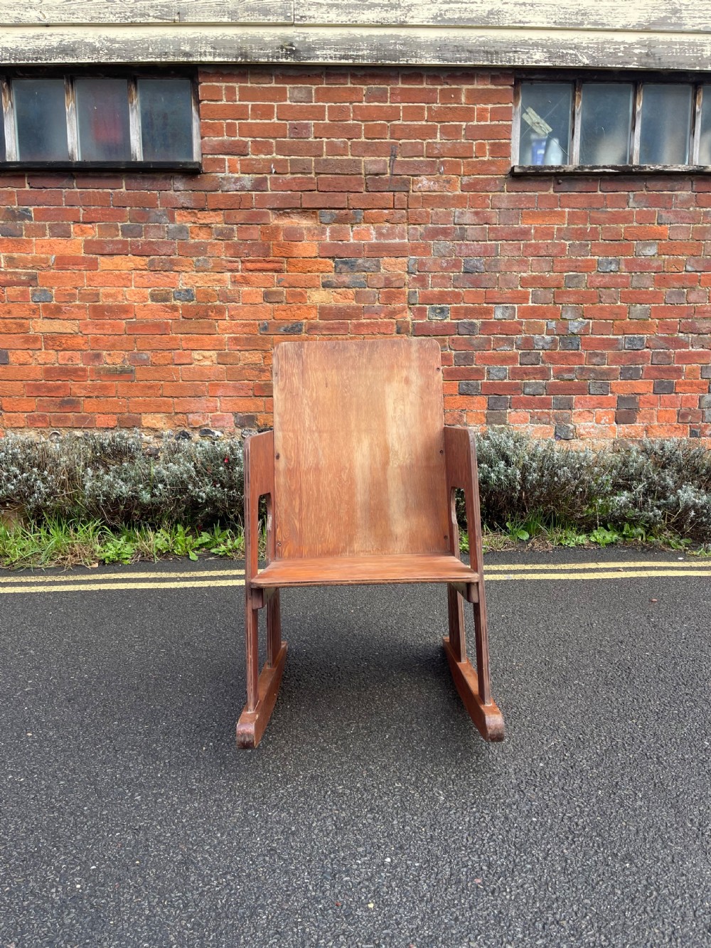 Plywood rocking chair  View IV