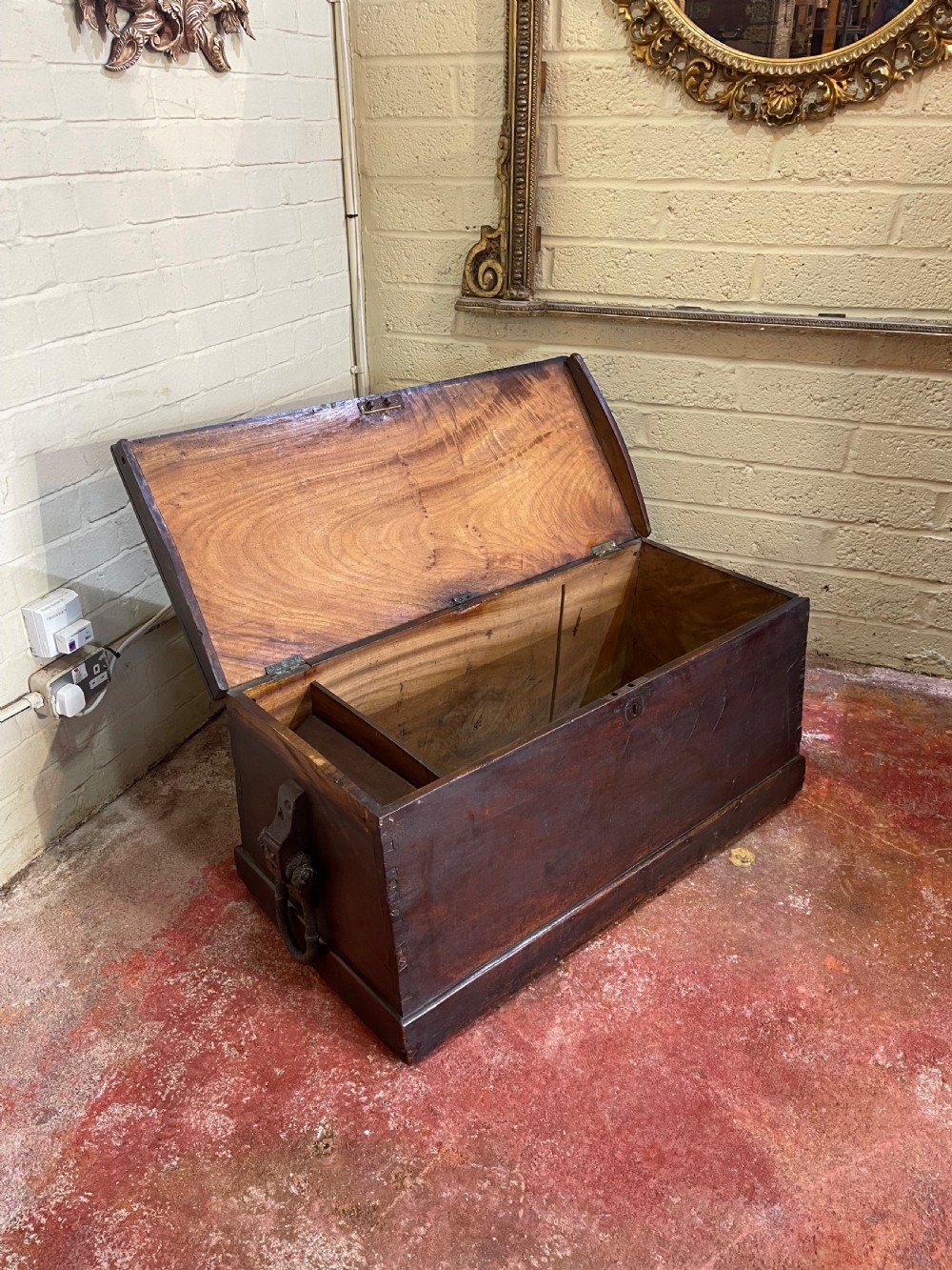 Camphorwood seamans chest View II