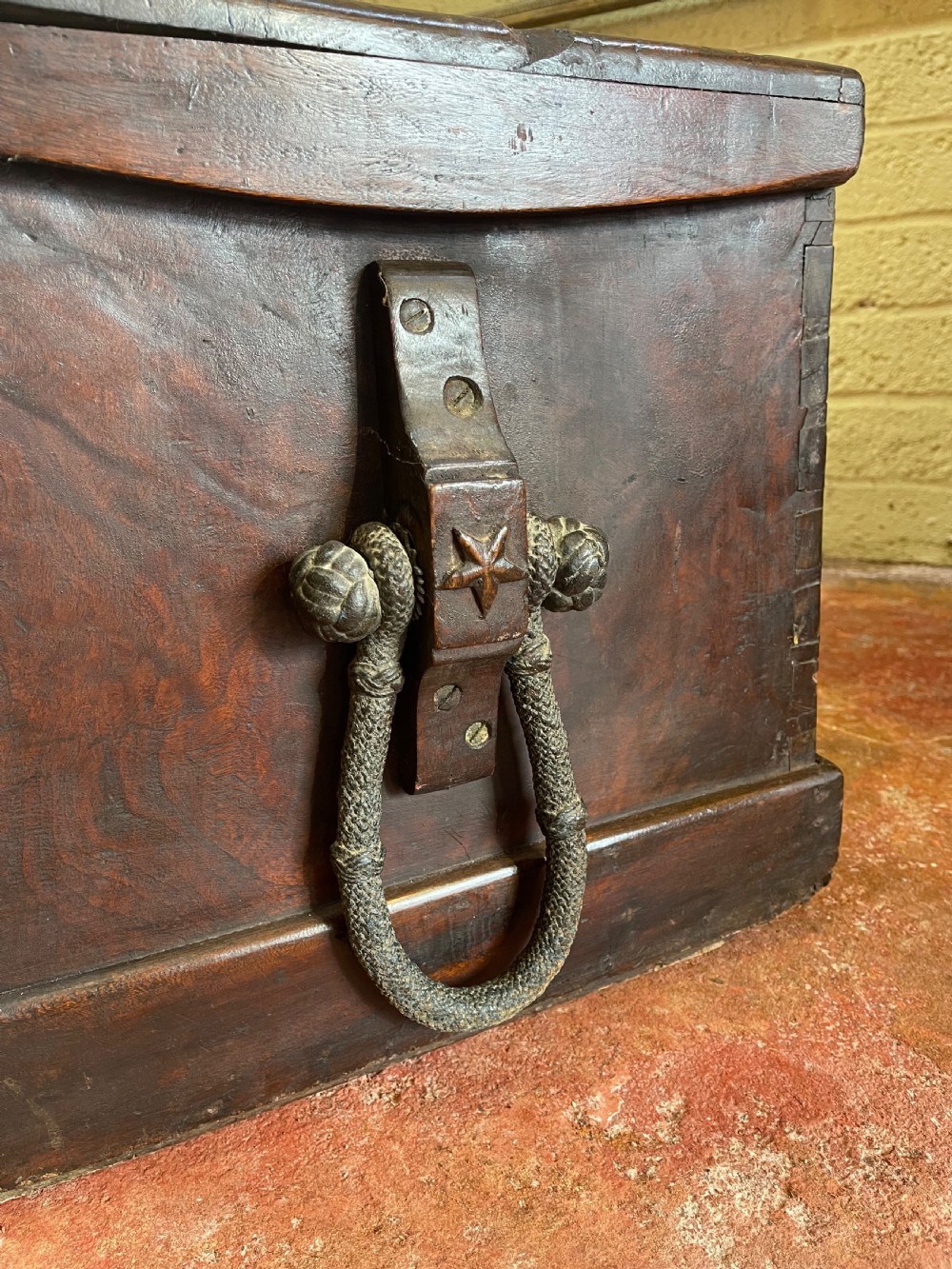 Camphorwood seamans chest View III