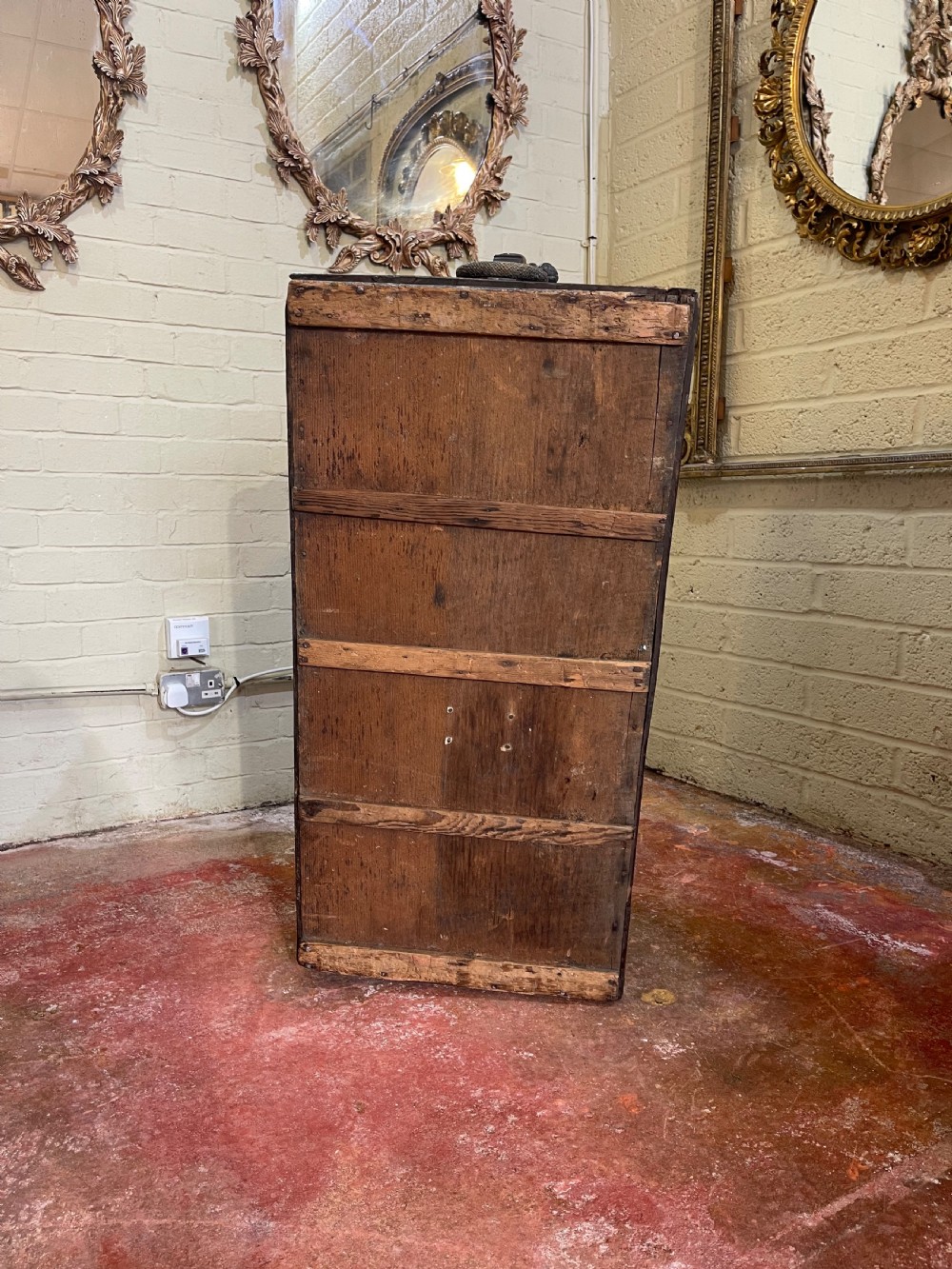 Camphorwood seamans chest View IV
