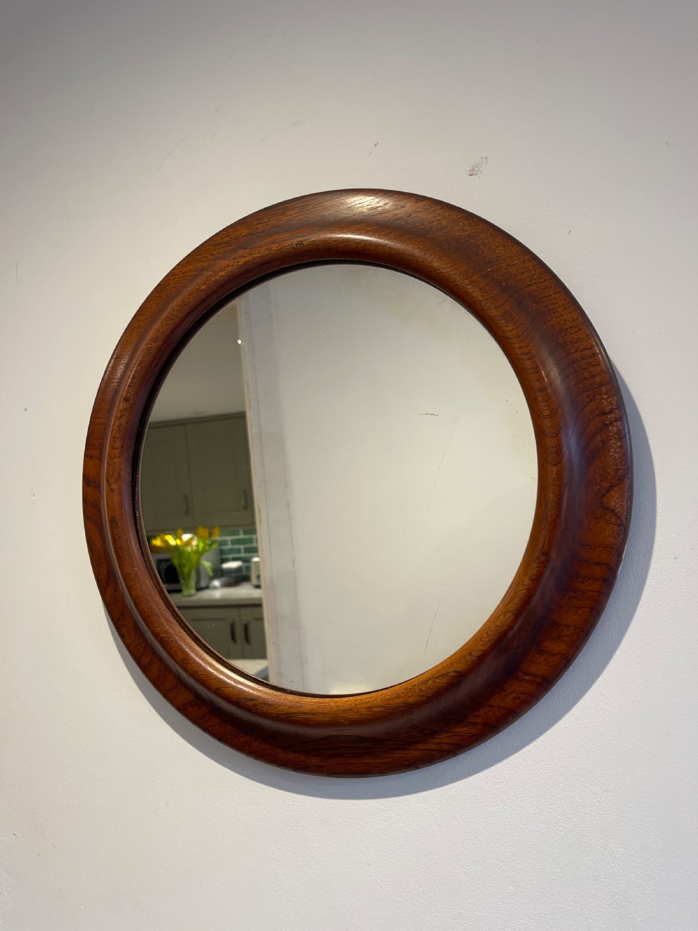 Nineteenth Century circular mirror 