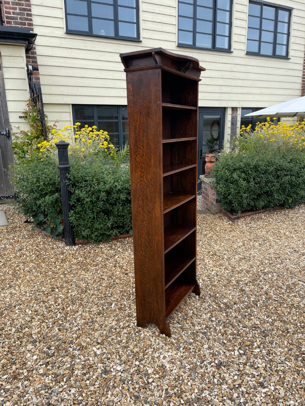 Tall oak bookcase  View III