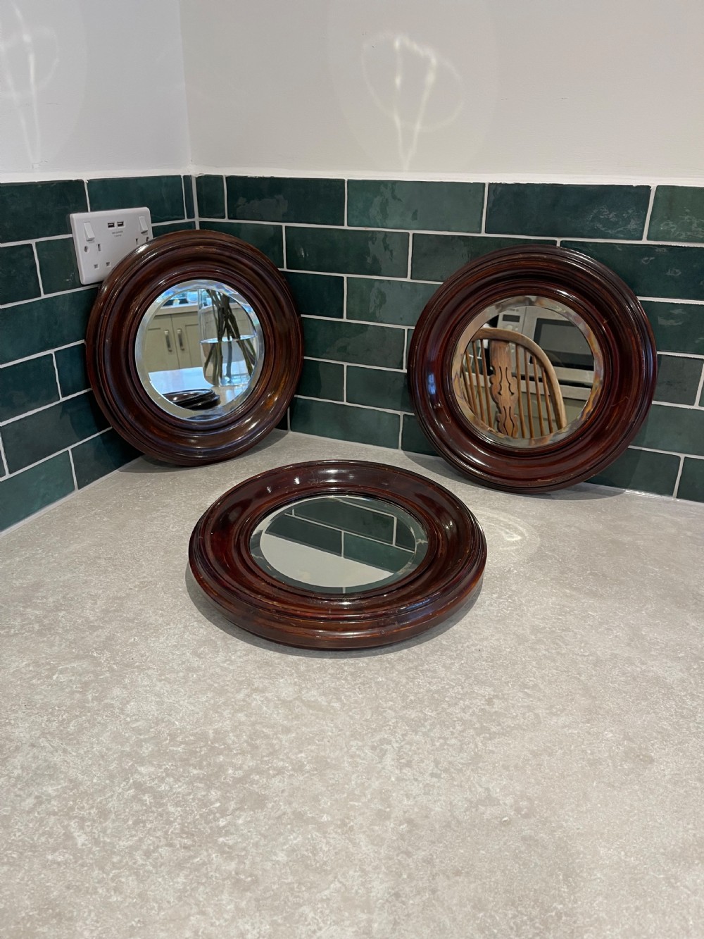 Group of three circular mirrors  View III