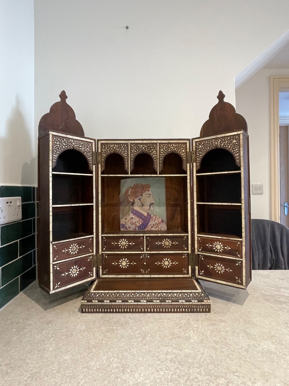 Fine North Indian inlaid tabletop cabinet  View IV