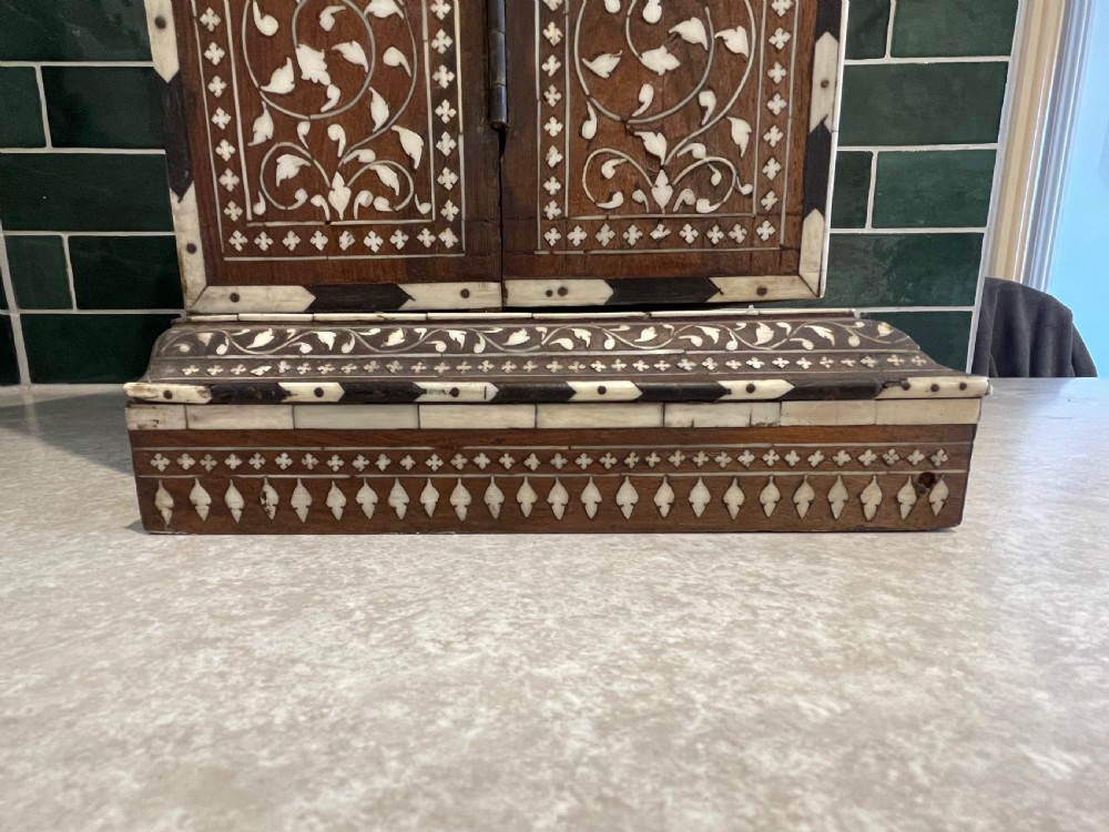 Fine North Indian inlaid tabletop cabinet  View IX