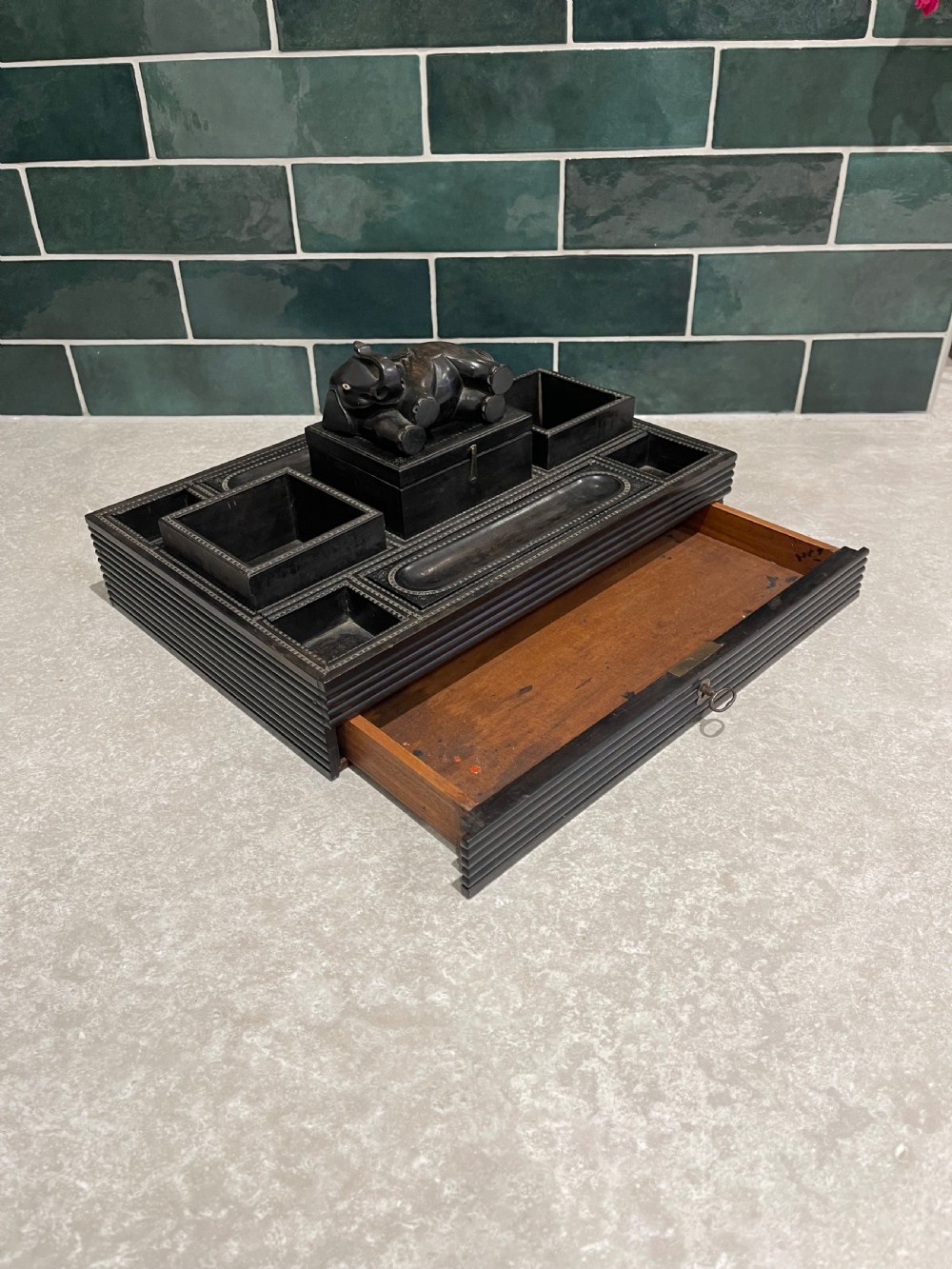 Ceylonese ebony elephant desk tidy  View III