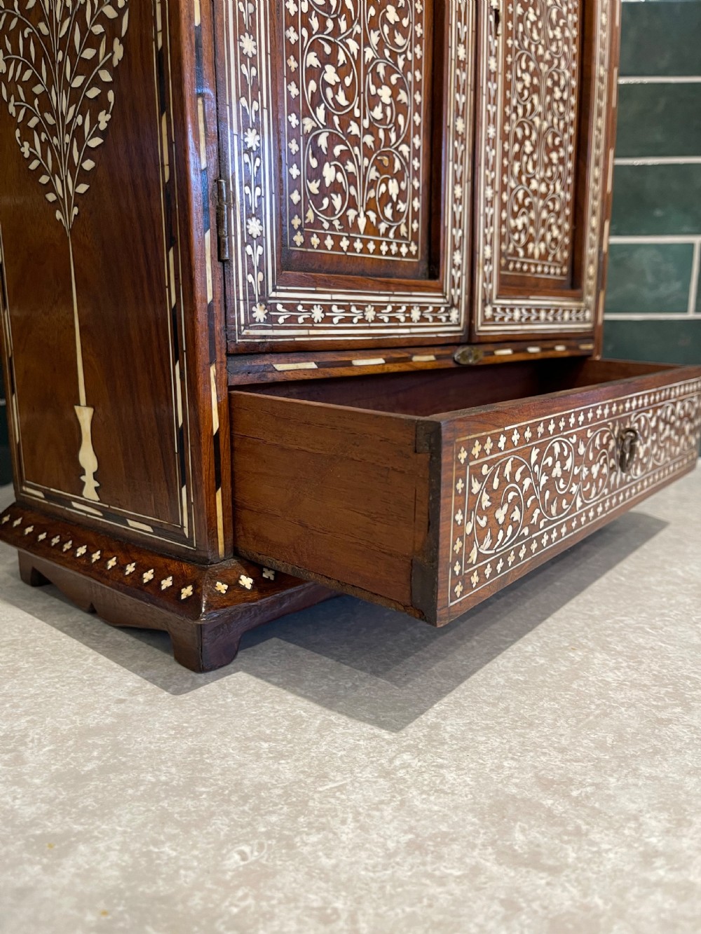 Hoshiarpur table cabinet  View VIII