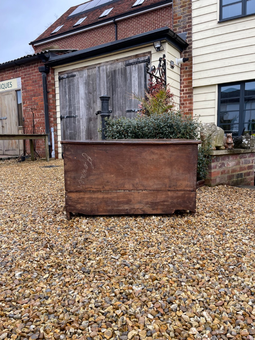 Eighteenth century elm coffer View III
