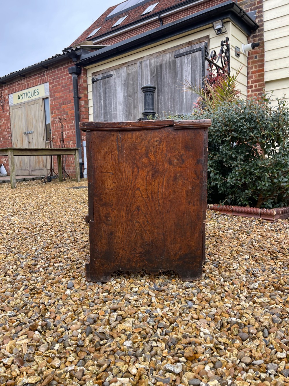 Eighteenth century elm coffer View V