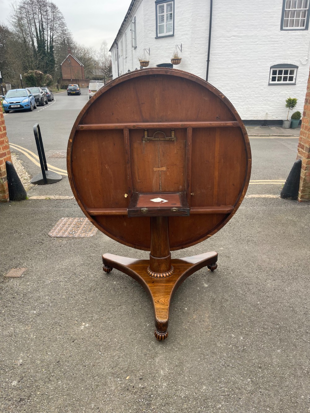 Regency period rosewood pedestal table  View VIII