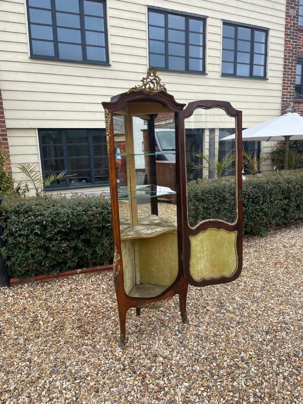 French Vernis Martin corner vitrine cabinet  View IX