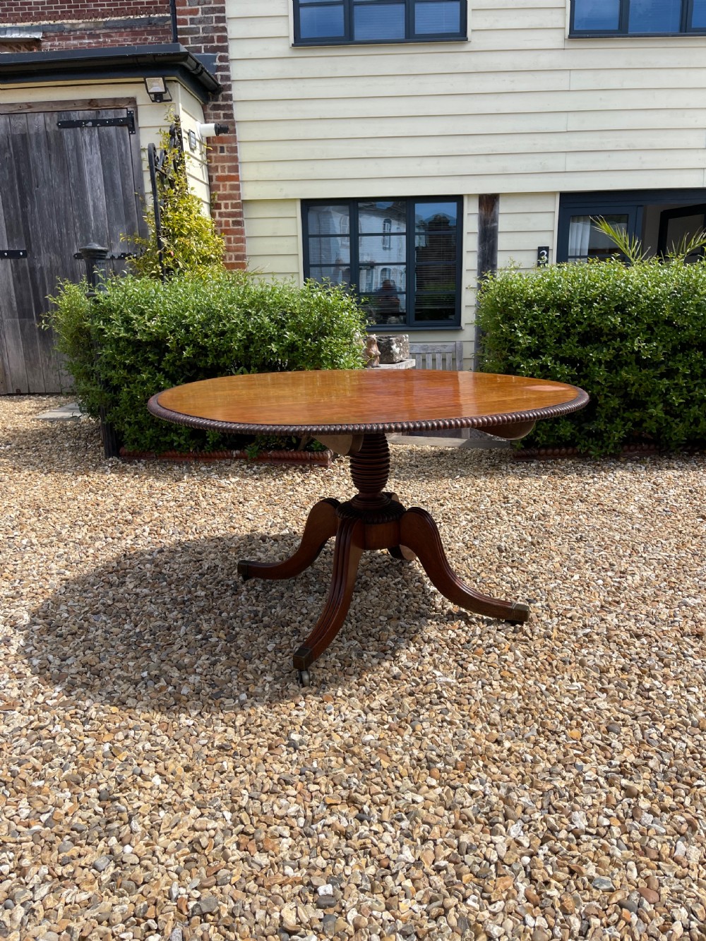 Nineteenth Century mahogany pedestal table  View VI