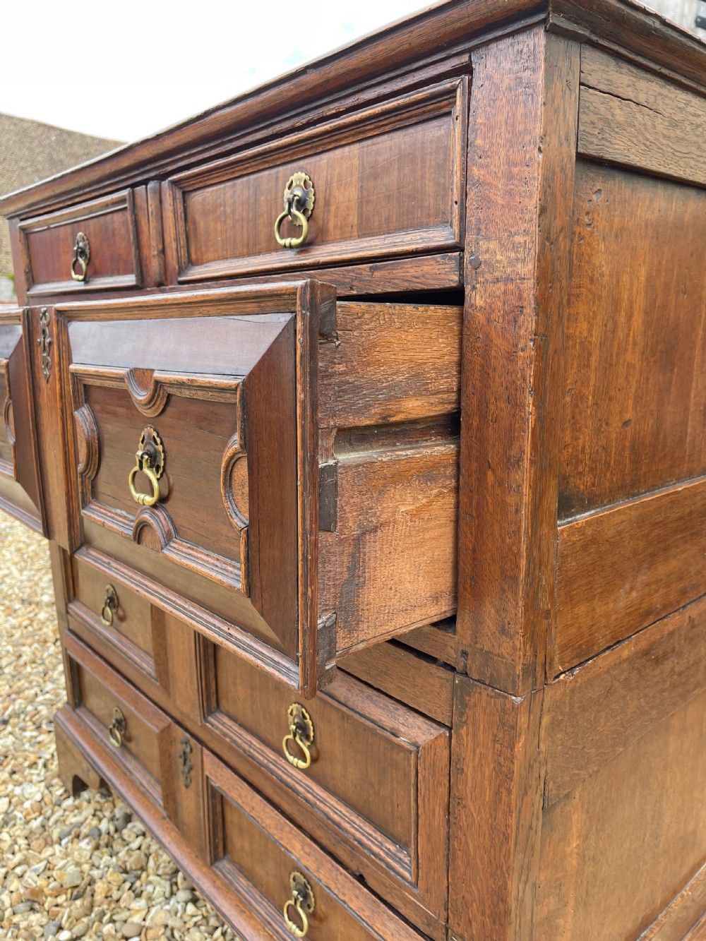 Antique oak chest  View VII
